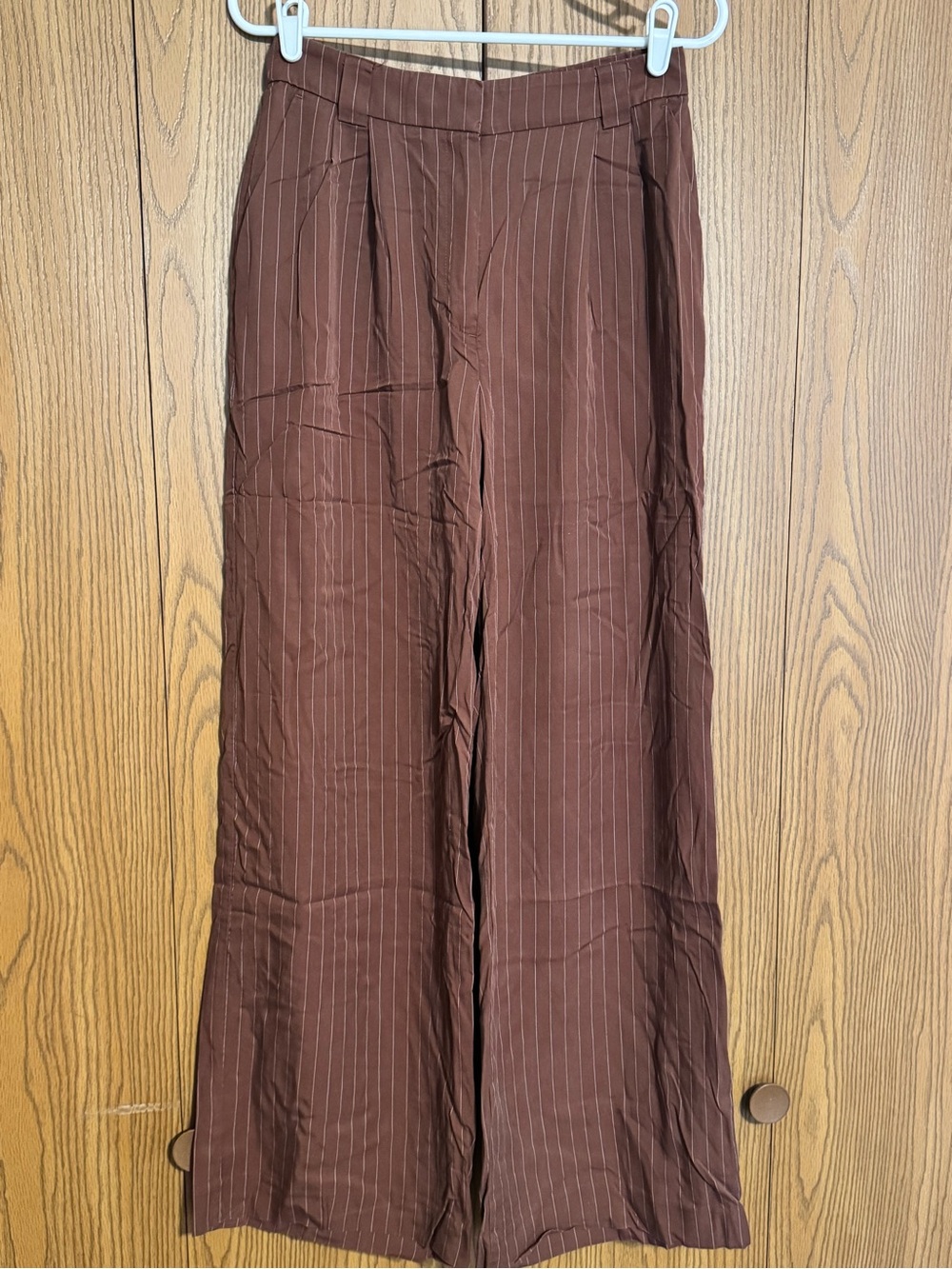 Express Luxe Comfort Wide Leg Pants in Brown Pinstripe- long size!